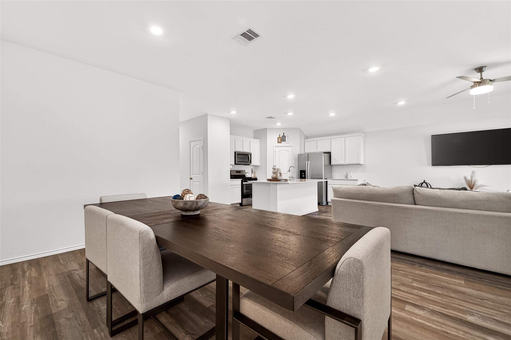 6107 Mocha Palms Drive