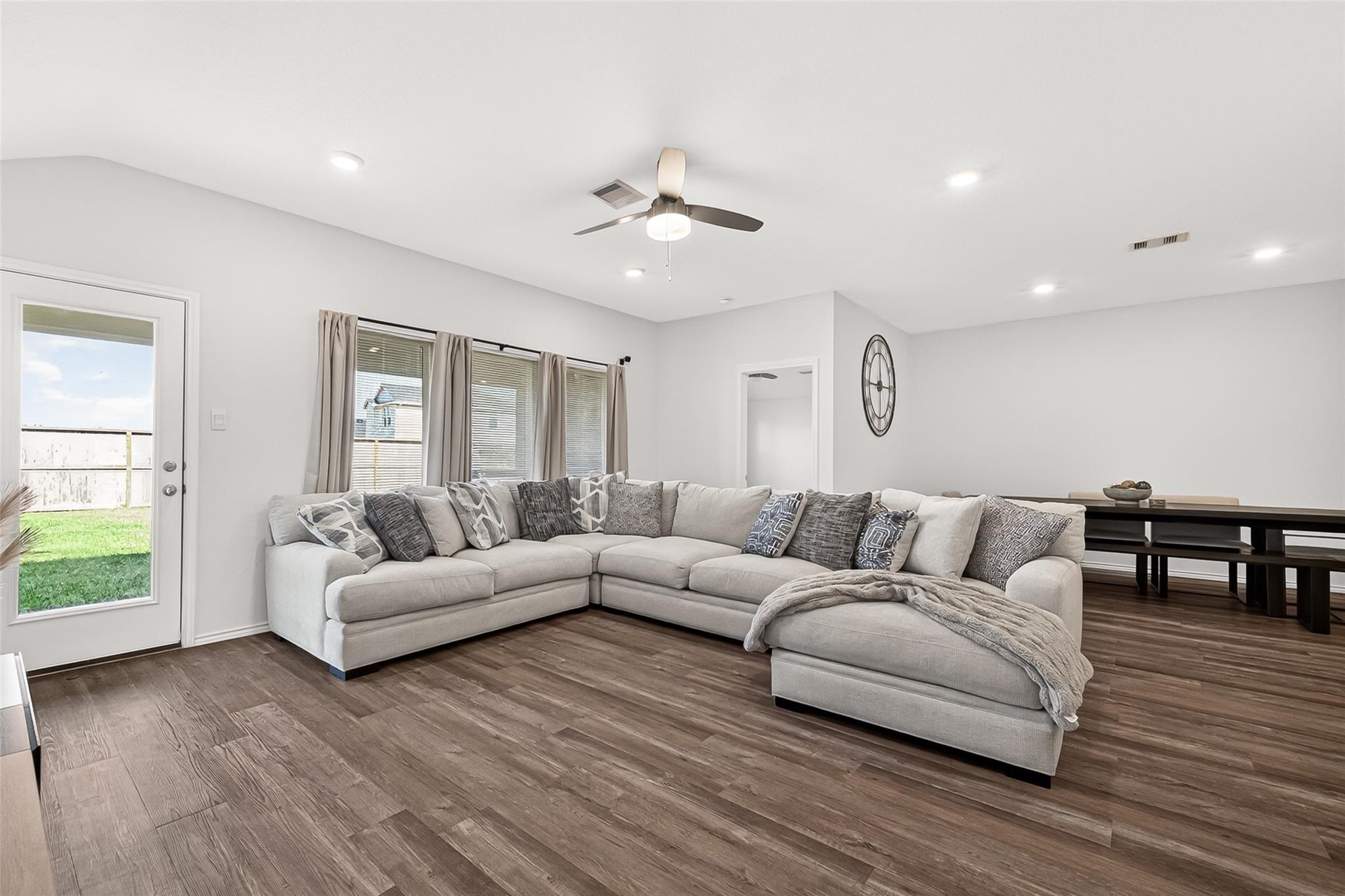 6107 Mocha Palms Drive