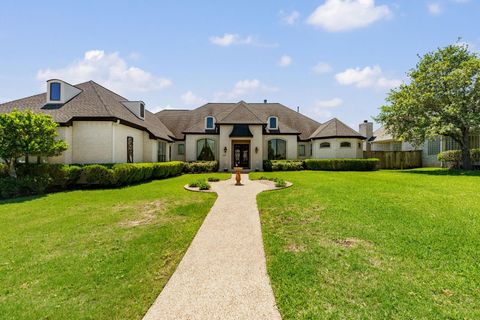 Photo of 1106 Royal Adelade Drive, College Station, TX 77845 (MLS # 52565909)