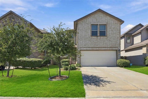 Photo of 13308 Colby Meadow Drive, Houston, TX 77048 (MLS # 3523409)