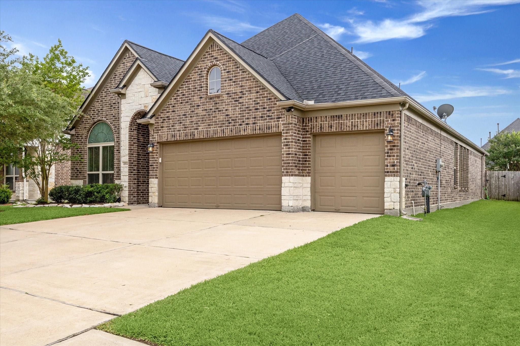 4914 Mountain Maple Trail