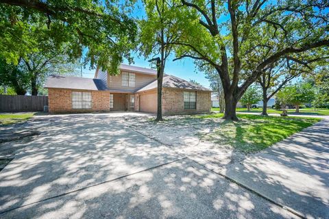 Photo of 6731 Inwood West Drive, Houston, TX 77088 (MLS # 37682055)