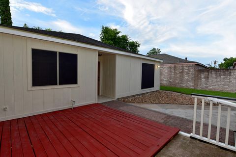 Tiny photo for 16222 Queensdale Drive, Houston, TX 77082 (MLS # 14405020)