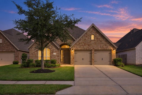 Photo of 3107 Primrose Canyon Lane, Pearland, TX 77584 (MLS # 82465644)