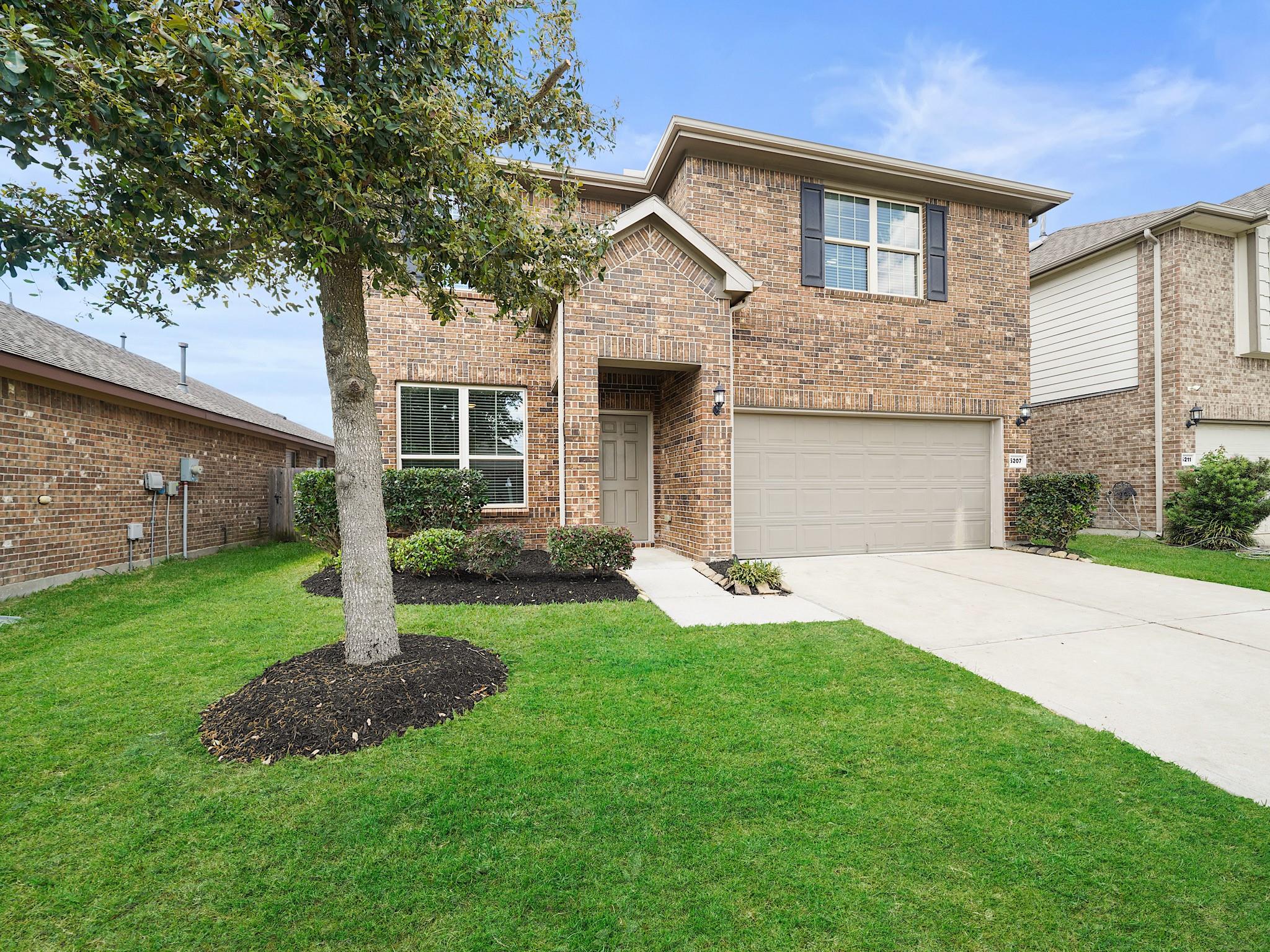 5207 Monarch Belle Lane