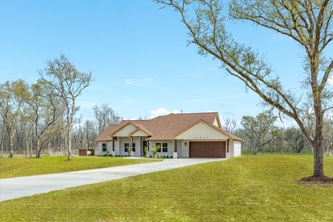 Homes For Sale - 33627 Blue Marlin Dr<br/> Richwood, TX 77531