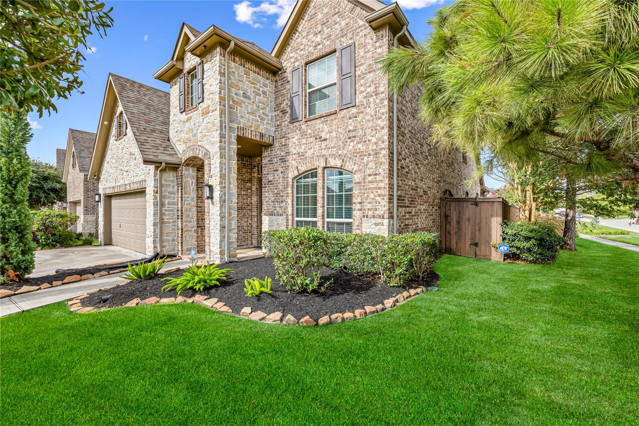16843 Hemlock Grove Drive