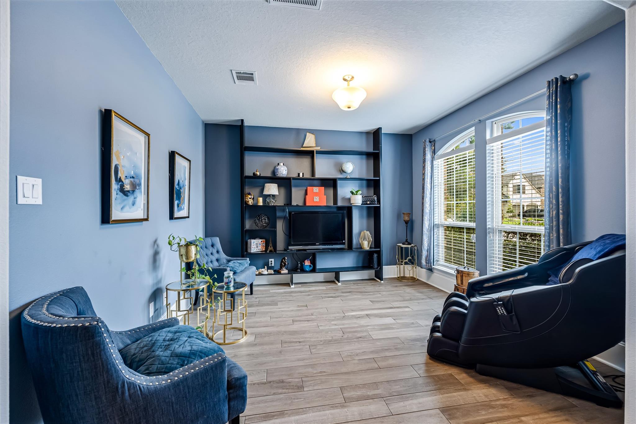 16843 Hemlock Grove Drive