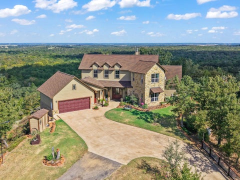 Photo of 1808 22 Hills Road, Gause, TX 77857 (MLS # 32310264)