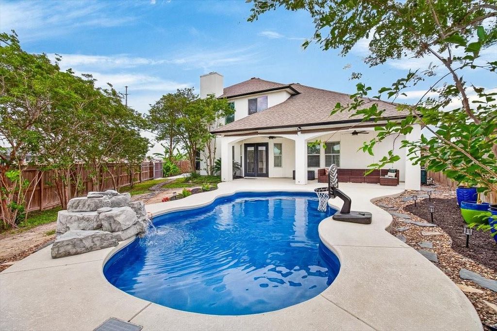 Photo of 8417 Macarena Drive, Corpus Christi, TX 78414 (MLS # 21902069)