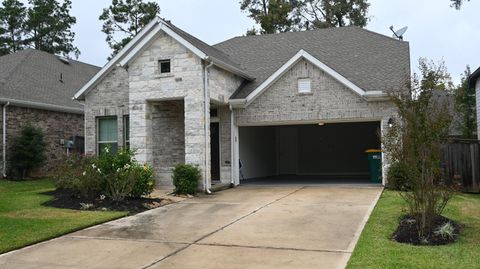 Photo of 127 Winged Elm Ct Ct, Conroe, TX 77318 (MLS # 18240178)
