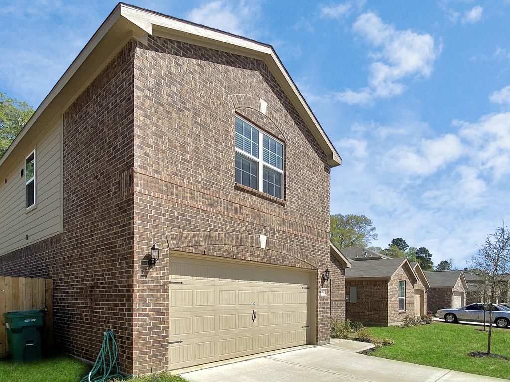 Photo of 10607 Lost Maples Drive, Cleveland, TX 77328 (MLS # 70282883)