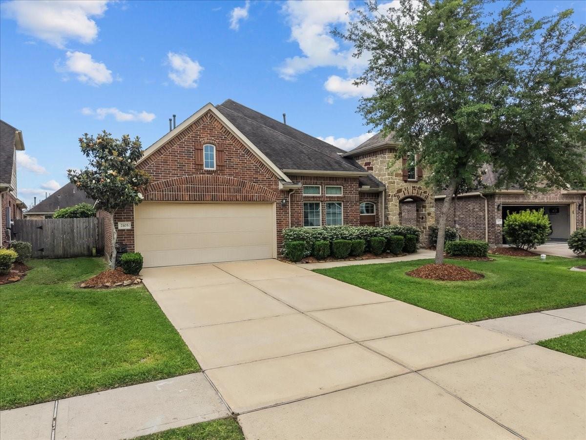 2105 Nogalas Lane