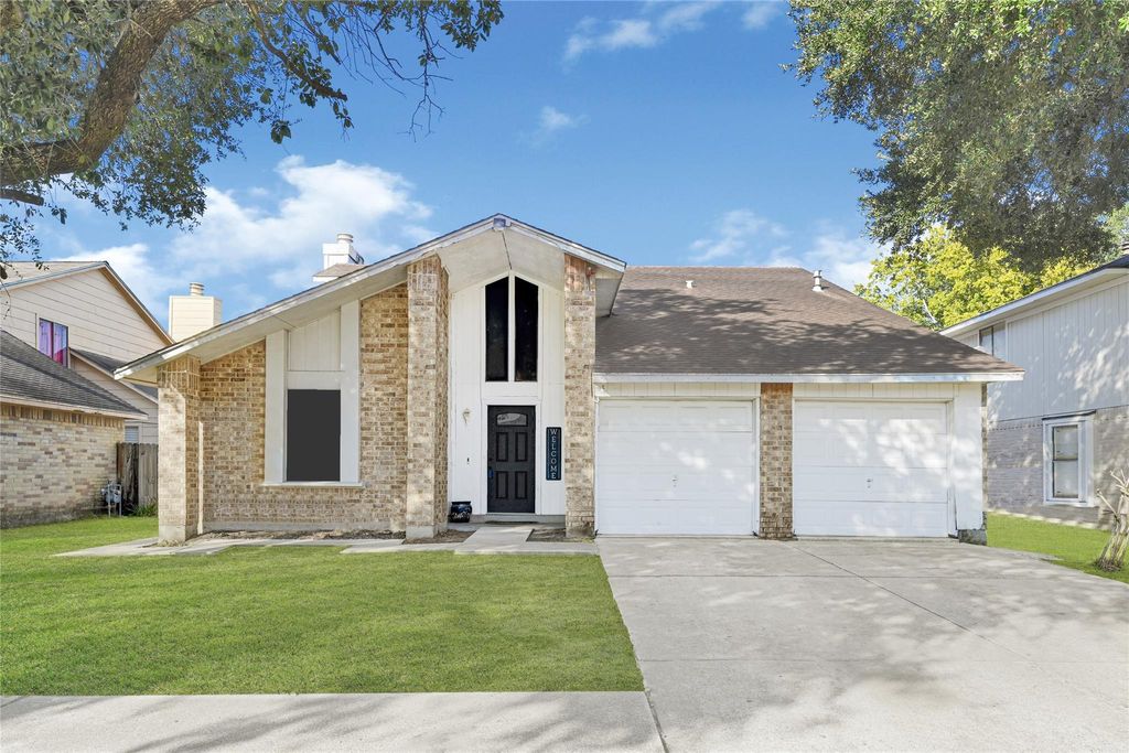 Photo of 5538 Fairview Forest Drive, Houston, TX 77088 (MLS # 28762627)