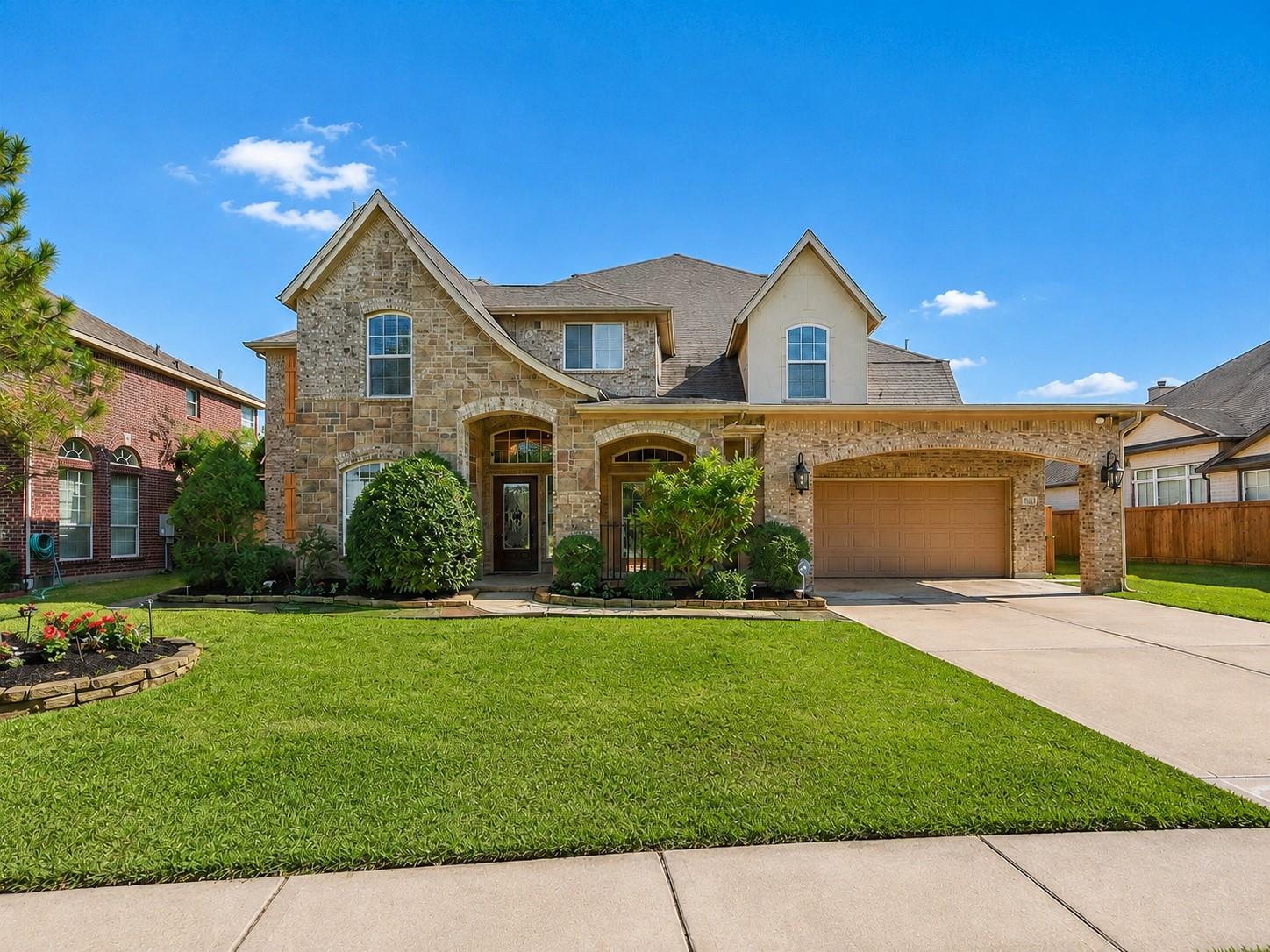 2421 Harbor Chase Drive