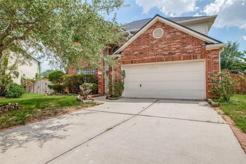 Homes For Rent - 2709 Sunhill Court<br/> Pearland, TX 77584