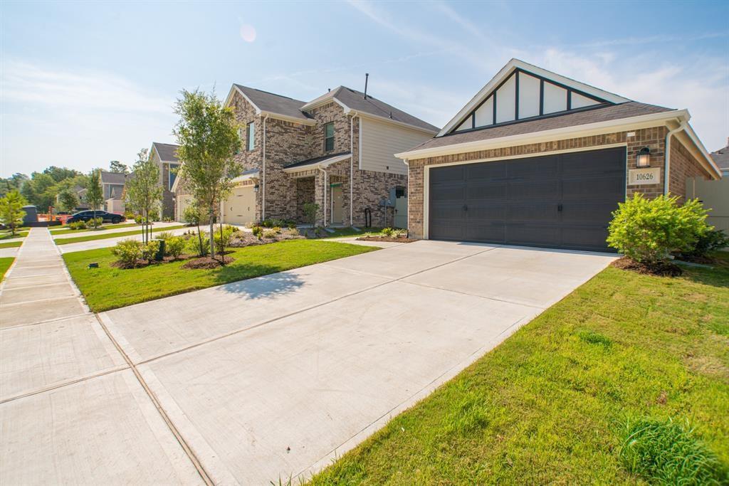 Photo of 10626 Whitejacket Drive, Conroe, TX 77385 (MLS # 68800615)