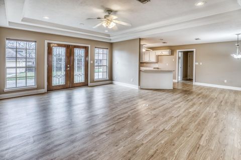 Tiny photo for 114 Park Place, La Grange, TX 78945 (MLS # 90454757)