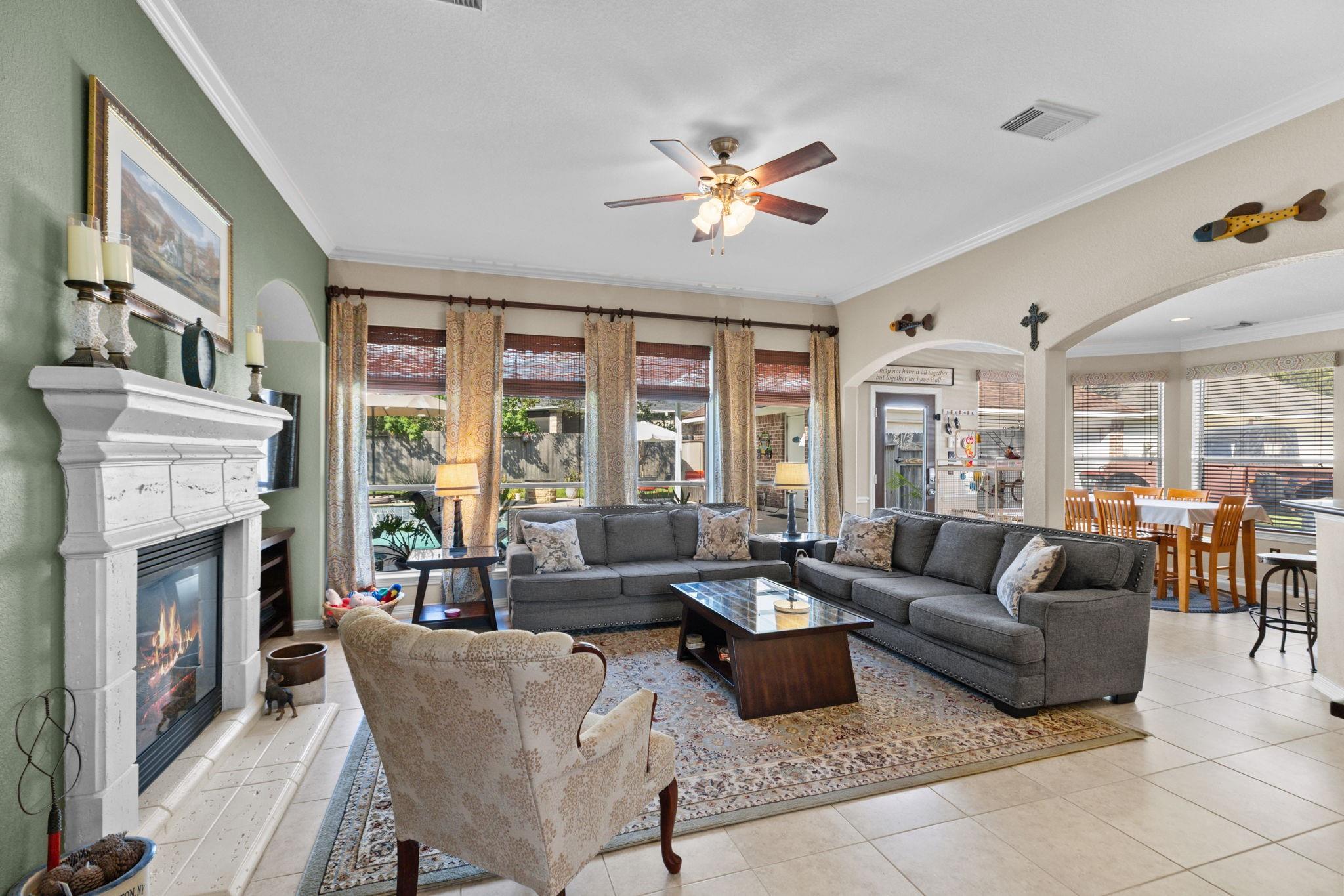 16319 Rolling View Trail
