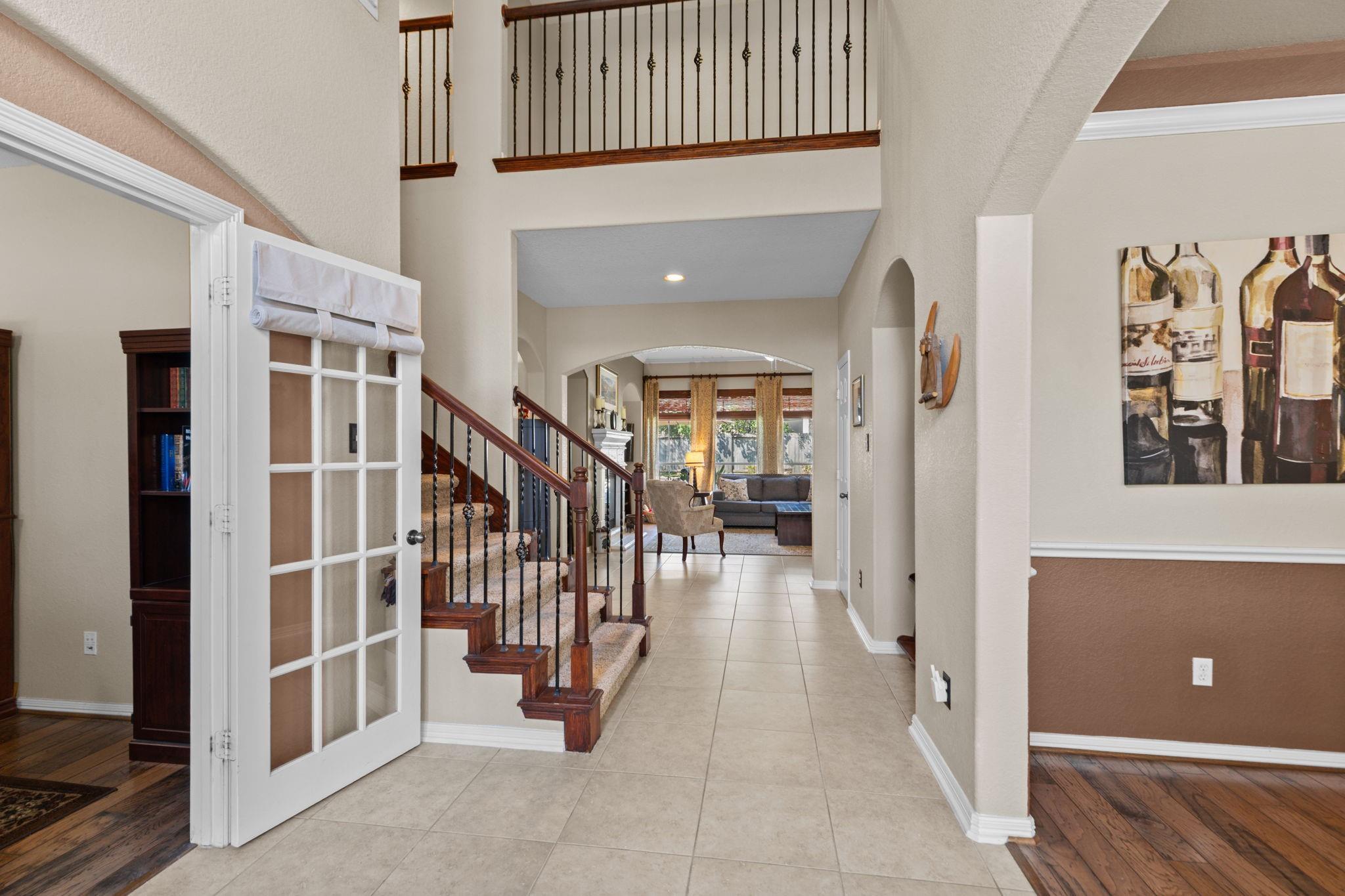 16319 Rolling View Trail