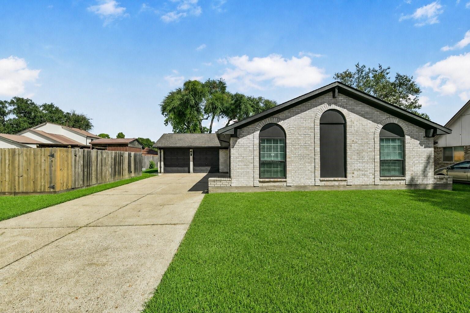 5003 Colombia Drive