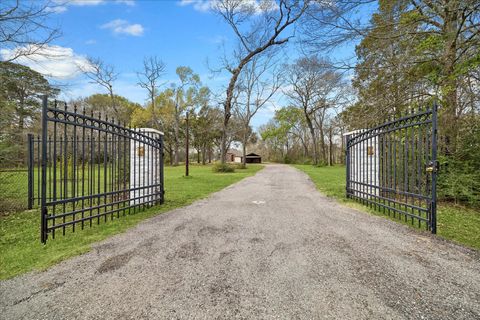 Tiny photo for 22400 Pineridge Drive, Porter, TX 77365 (MLS # 34656633)