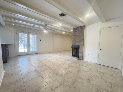 Tiny photo for 9655 Meadowcroft Drive, Houston, TX 77063 (MLS # 3581957)