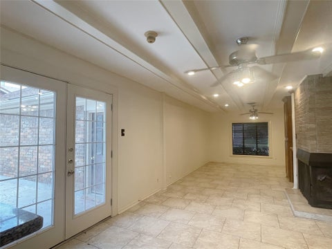 Tiny photo for 9655 Meadowcroft Drive, Houston, TX 77063 (MLS # 3581957)