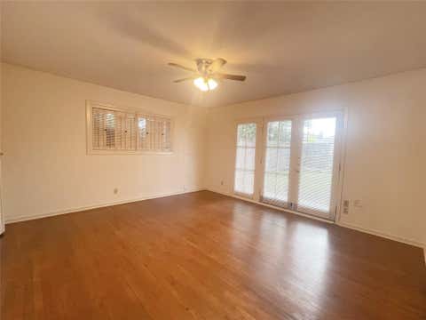 Tiny photo for 9655 Meadowcroft Drive, Houston, TX 77063 (MLS # 3581957)