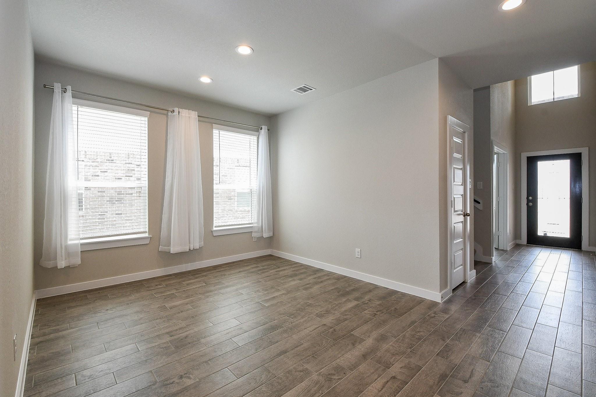 Katy, Texas 77493, United States, 4 Bedrooms Bedrooms, ,4 BathroomsBathrooms,Residential,Active,215822