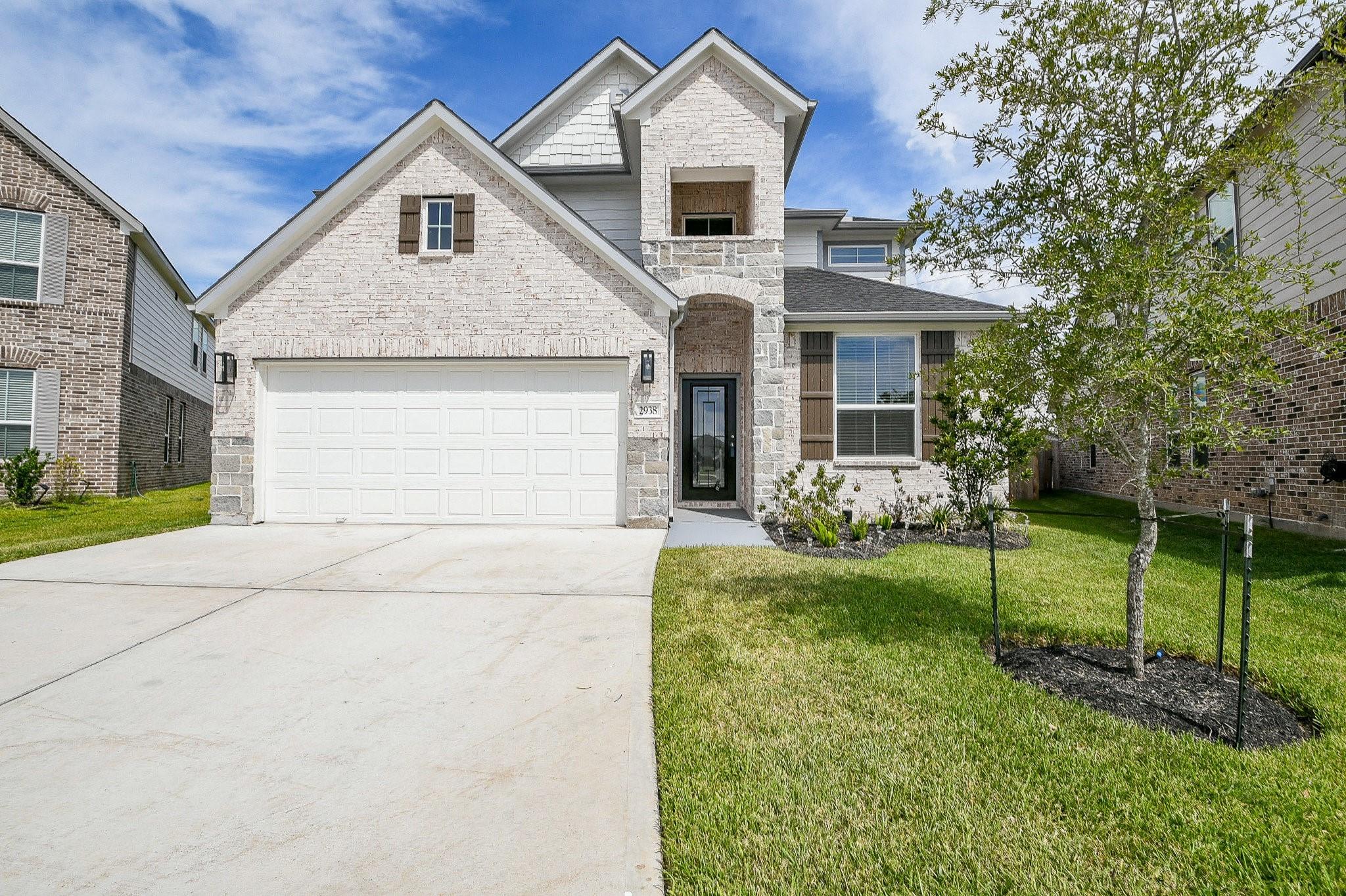 Katy, Texas 77493, United States, 4 Bedrooms Bedrooms, ,4 BathroomsBathrooms,Residential,Active,215822