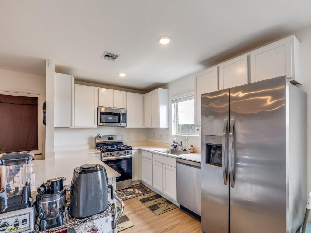 938 Mockingbird Passage Drive