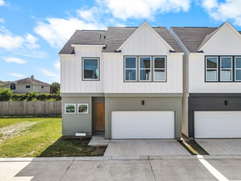 Photo of 12804 Buffalo Wells Drive, Houston, TX 77045 (MLS # 74477995)