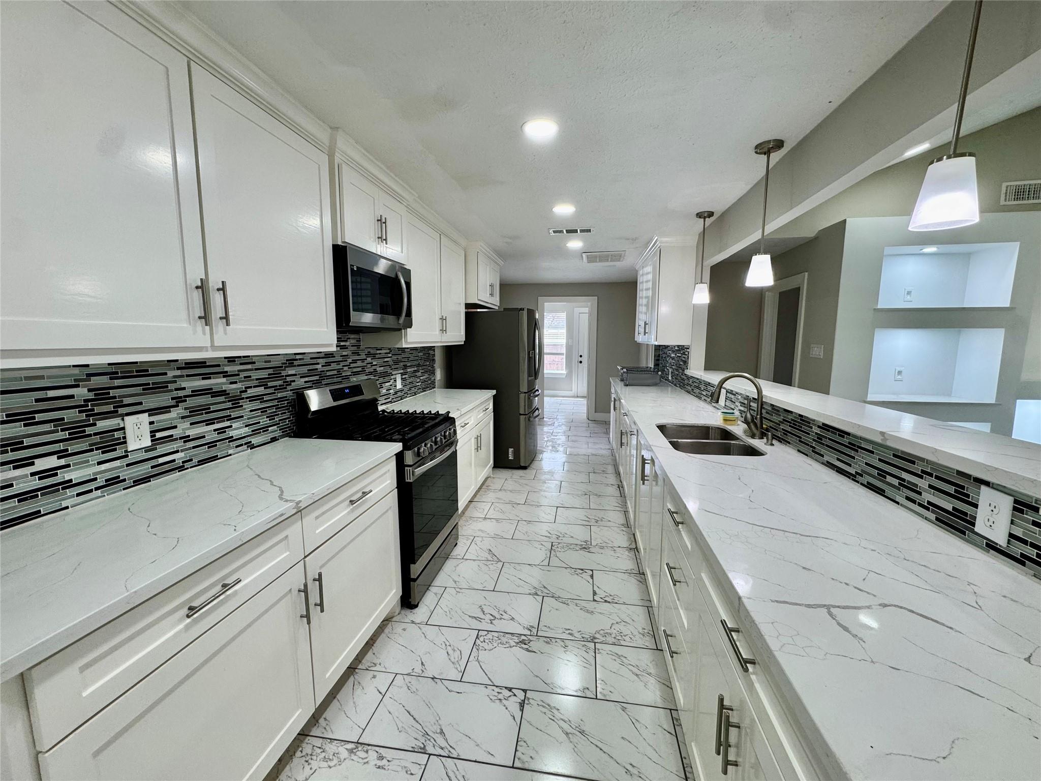 15346 E Ritter Circle