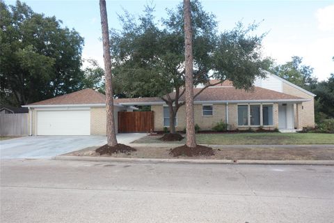 Photo of 2210 Shadowbriar Drive, Houston, TX 77077 (MLS # 59960334)