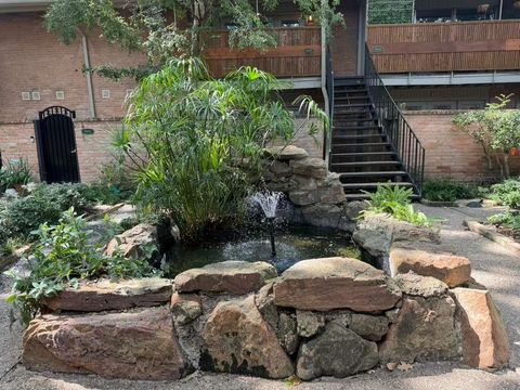 Photo of 3944 W Alabama Street #6, Houston, TX 77027 (MLS # 29406154)