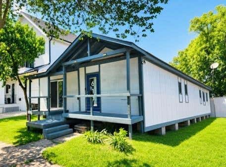 Photo of 617 E 12th 1/2 Street, Houston, TX 77008 (MLS # 5873371)