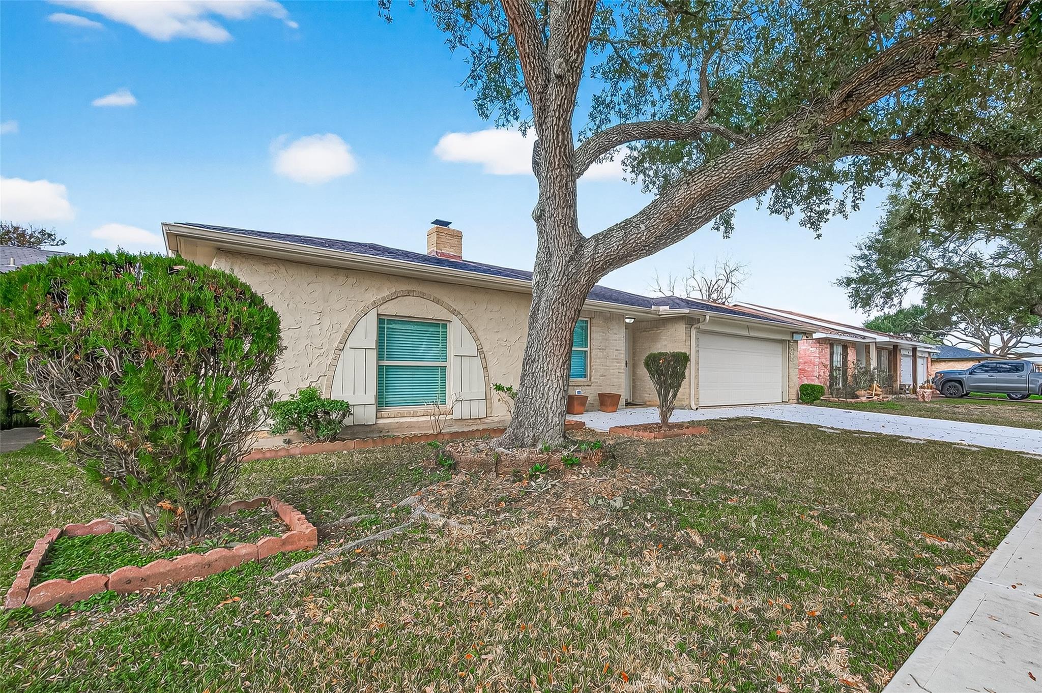10006 Towne Tower Lane