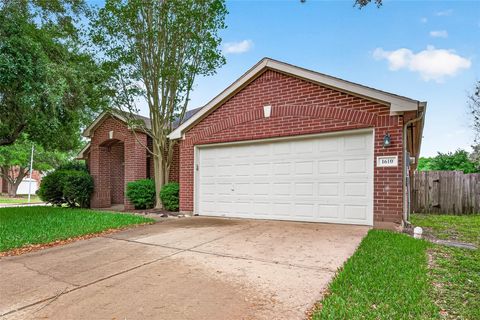 Photo of 1610 Canyon Terrace Court, Katy, TX 77450 (MLS # 9430111)