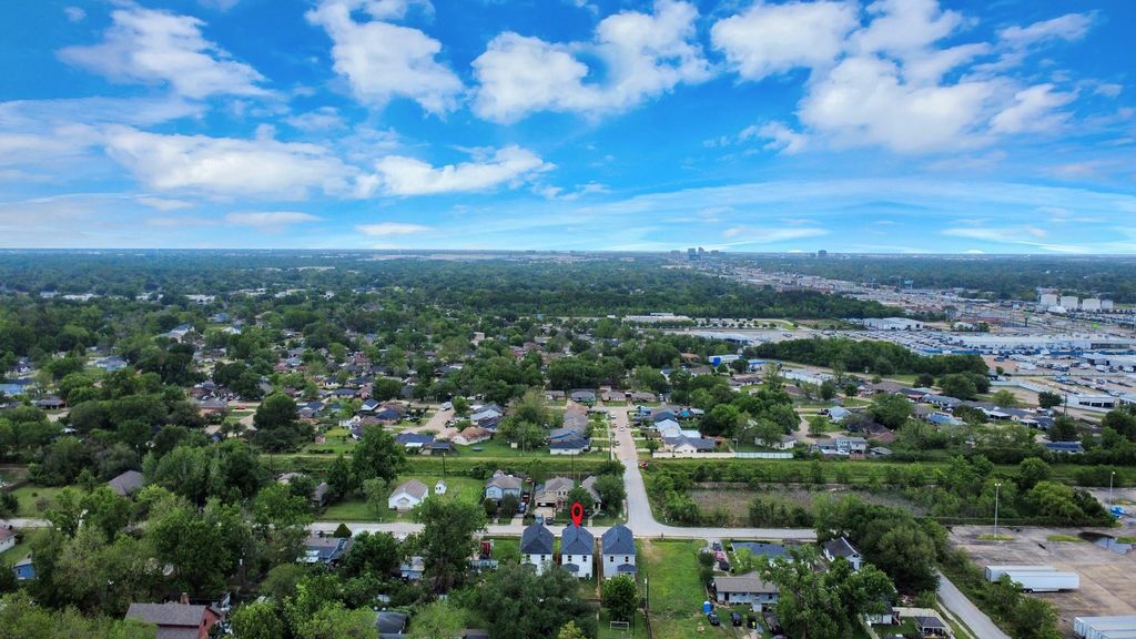 Photo of 765 Marjorie Street, Houston, TX 77088 (MLS # 25055976)