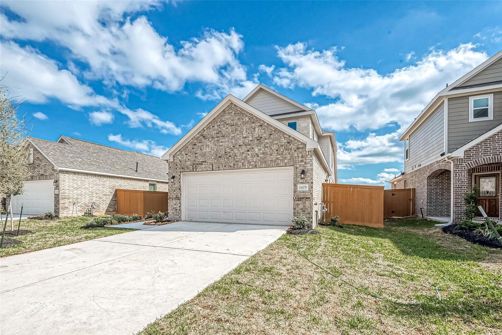 Photo of 2923 Copper Falls Drive, Iowa Colony, TX 77583 (MLS # 47183522)