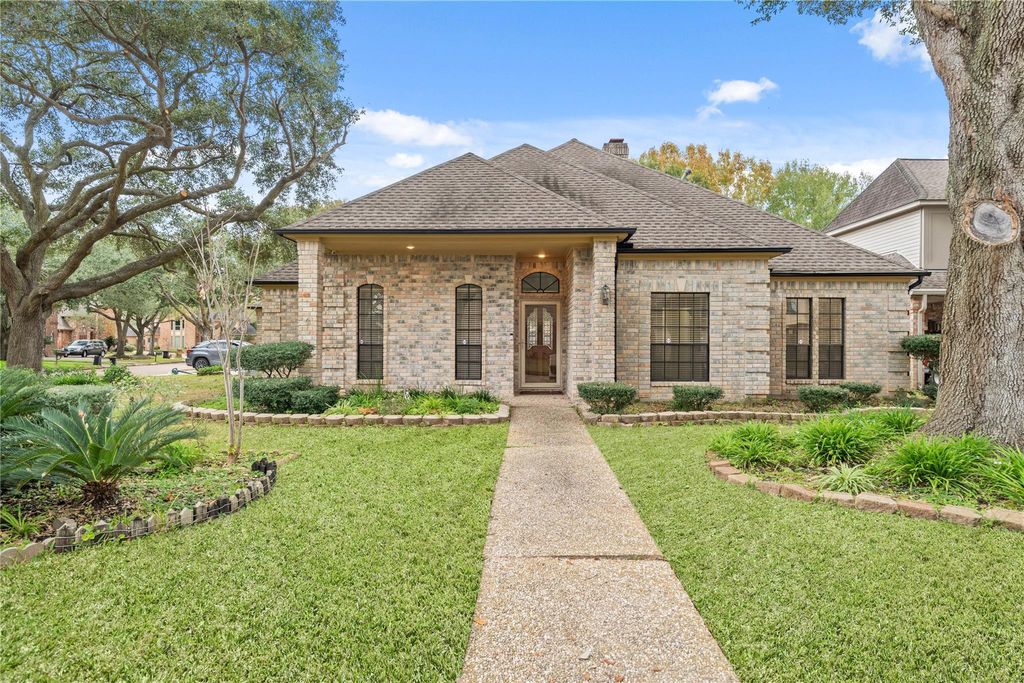 Photo of 1015 Flagmore Drive, Katy, TX 77450 (MLS # 47286161)
