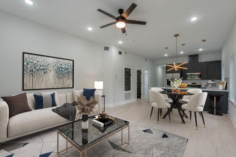 Photo of 1216 Johnston Street #A/B, Houston, TX 77022 (MLS # 82684099)