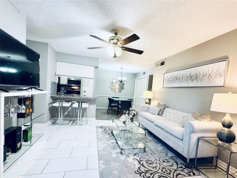 2120 El Paseo Street 3007 Houston TX 77054