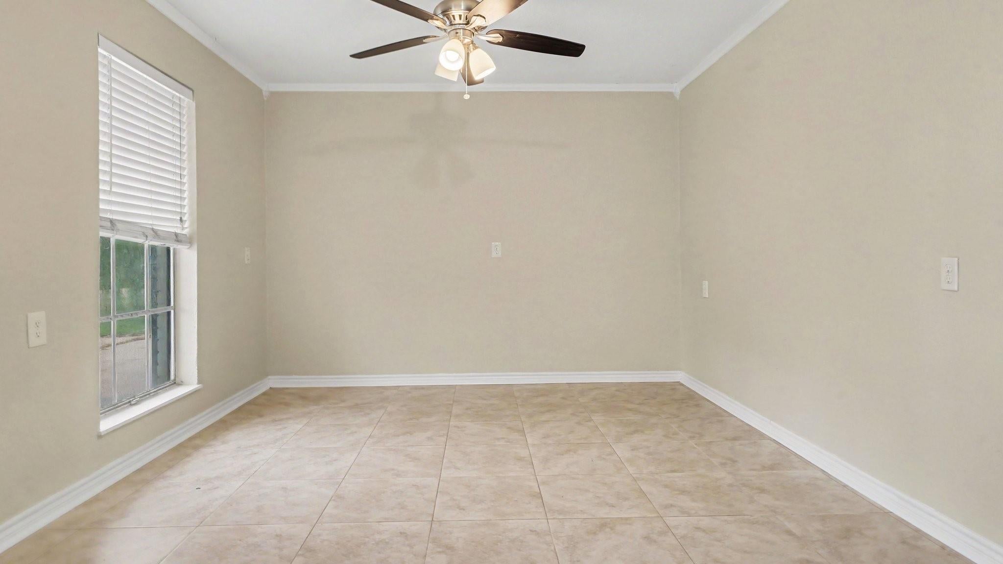1864 Bimini Way