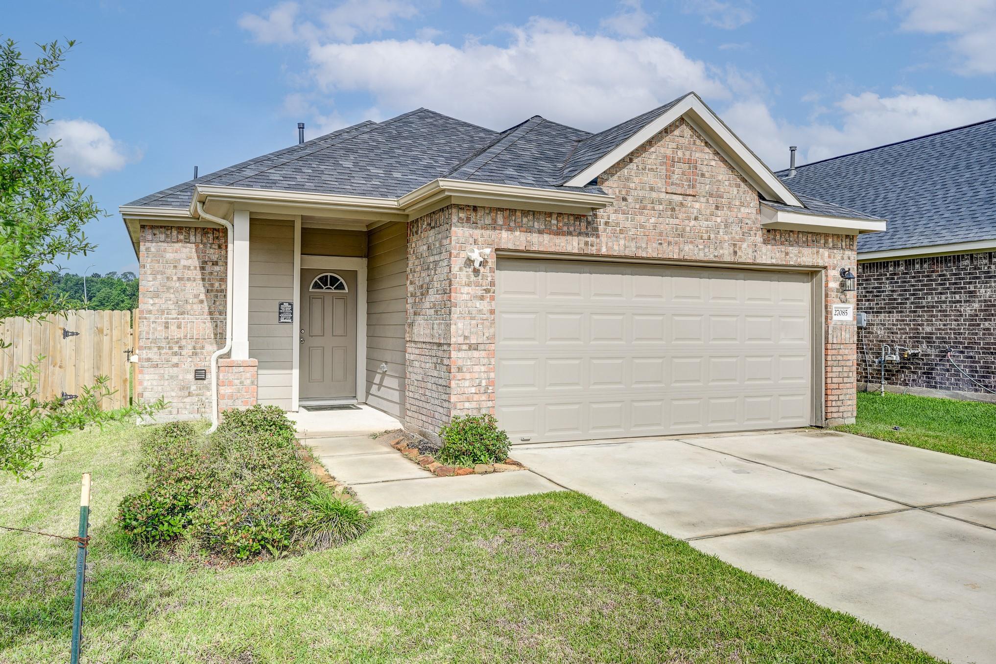 27085 Kestrel Trail