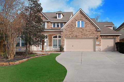 Photo of 50 N Lansdowne Circle, The Woodlands, TX 77382 (MLS # 97221960)