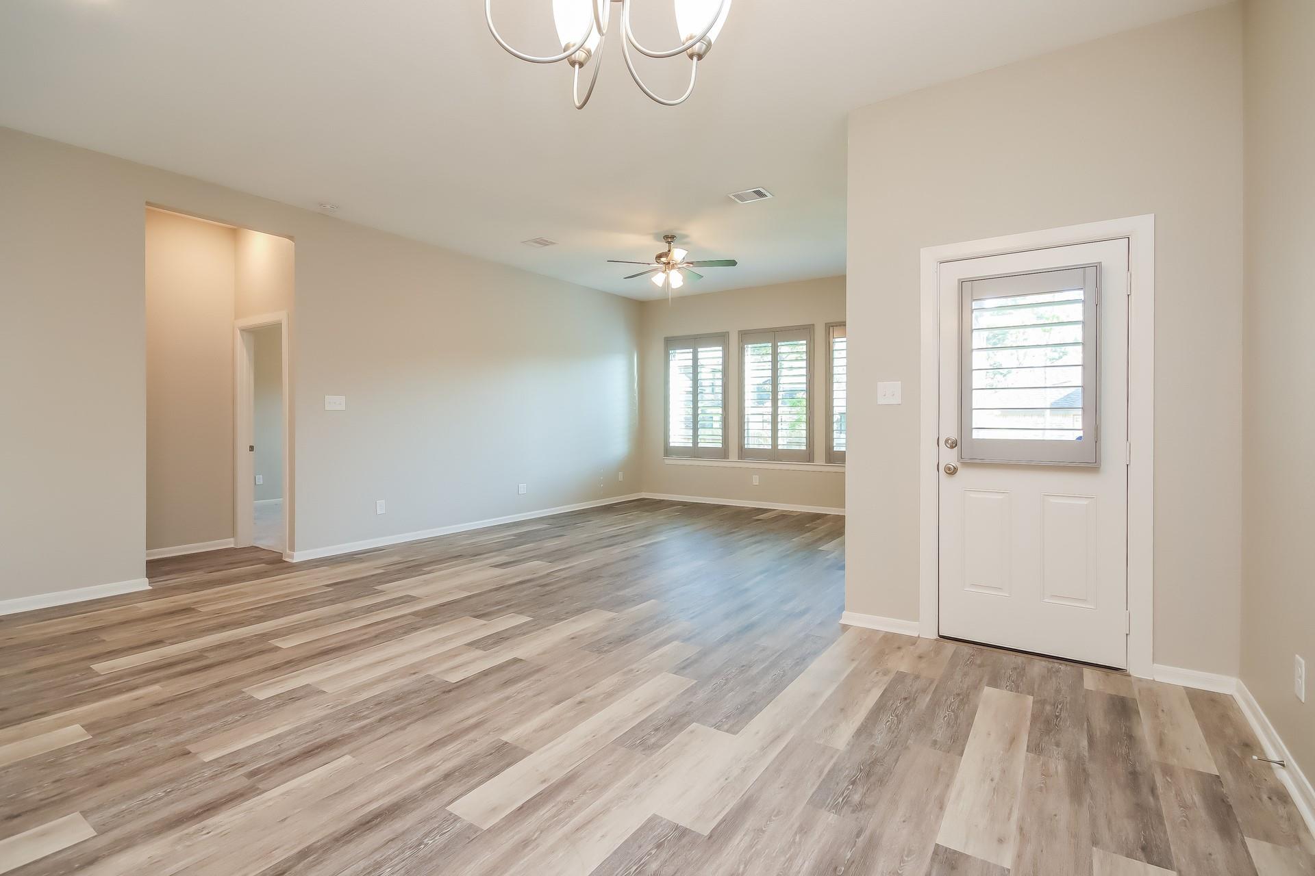 142 Scarlet Maple Court