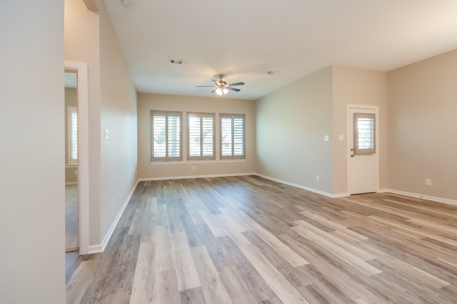 142 Scarlet Maple Court