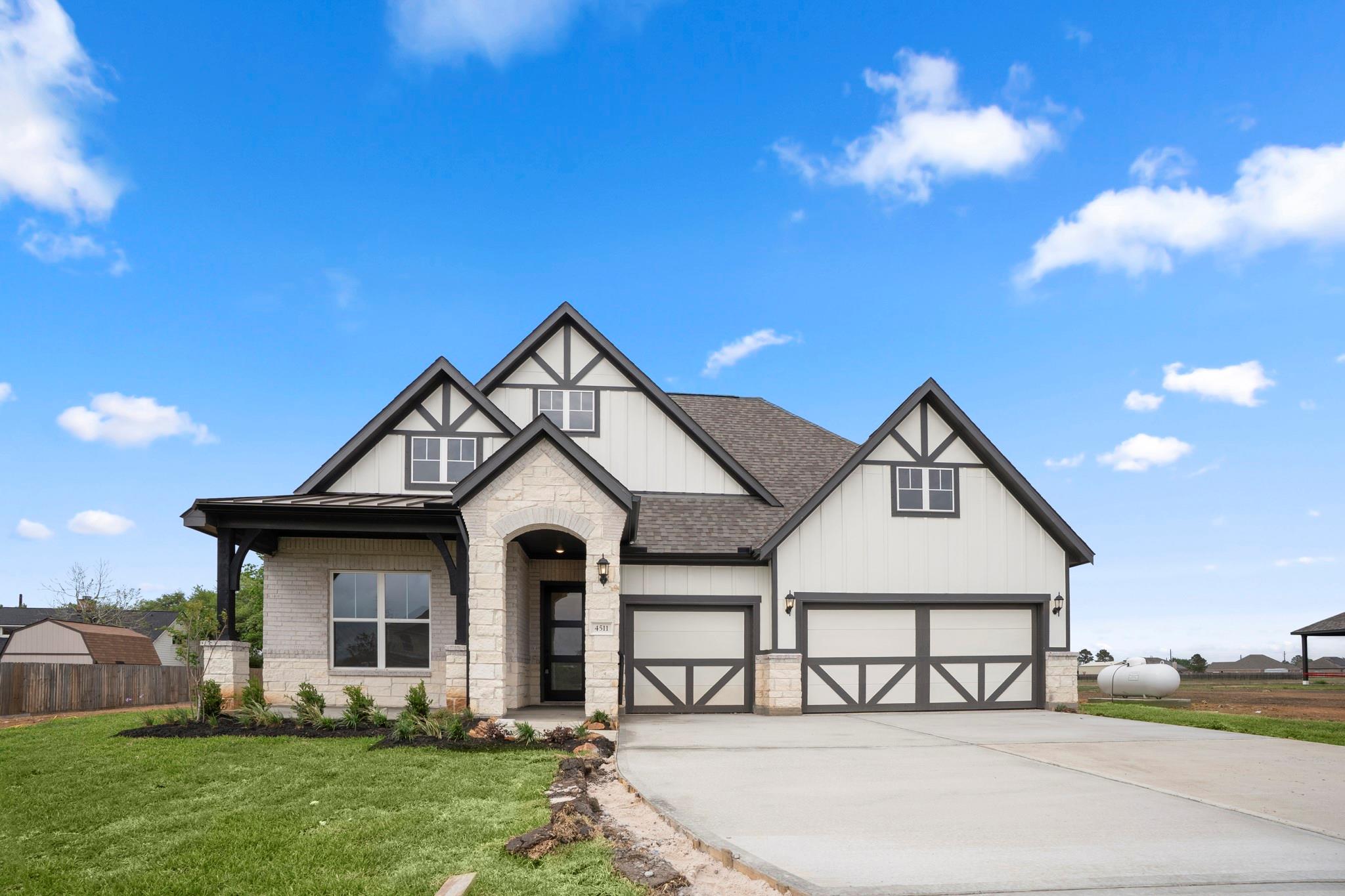 4511 Magnolia Bend Drive